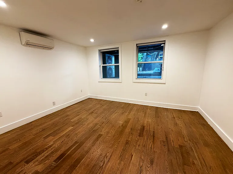 197 Madison St #1 — Photo 9
