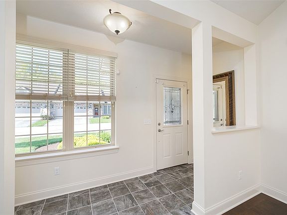 4th image of 4711 Cooper Ln