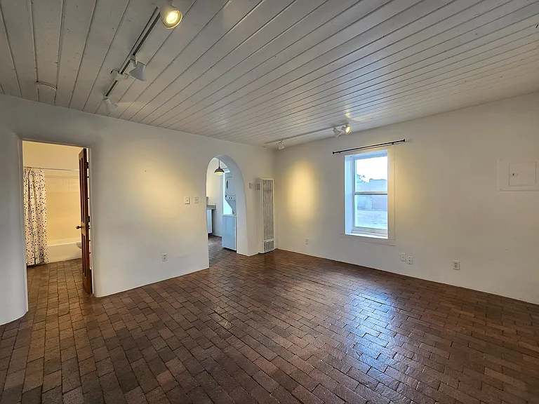 808 Agua Fria St #A — Photo 3