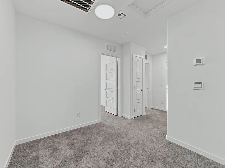 9673 Horseshoe Canyon St — Photo 27