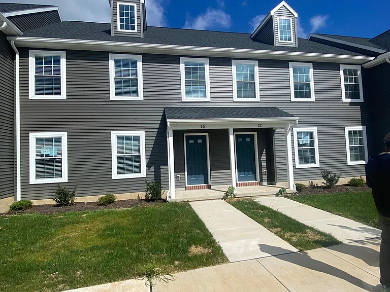 20 Skip Ln — Photo 1