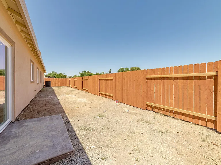 946 Irem Way — Photo 19