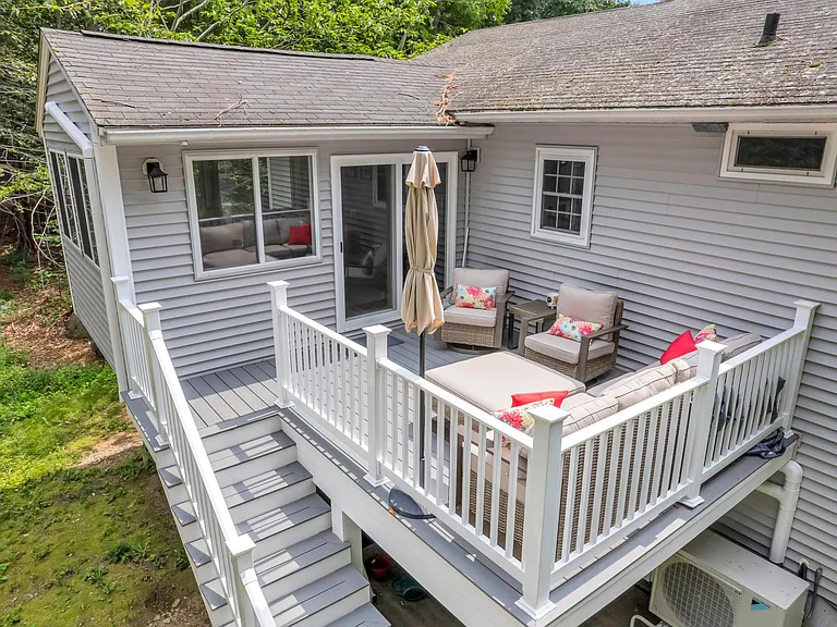 13 Dean Rd — Photo 37