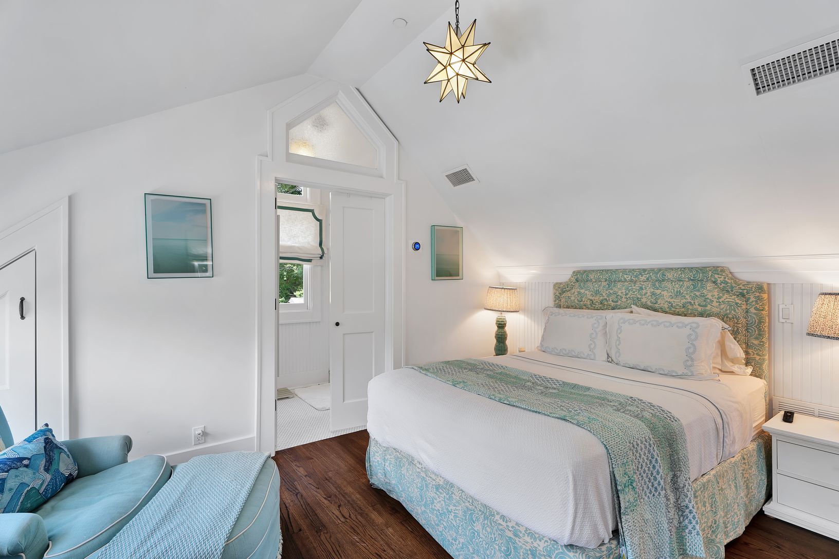  Third Floor Main En Suite Bedroom