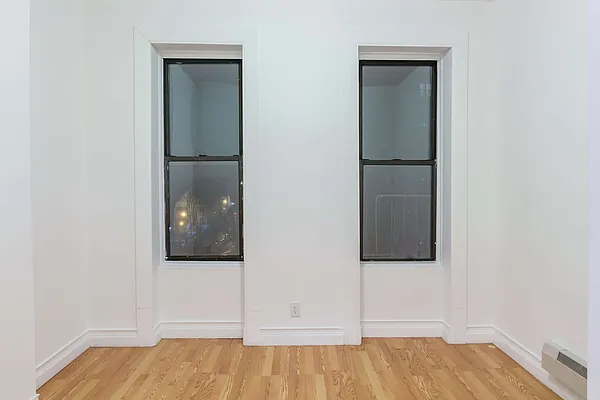 Rented by Smart City Real Estate LLC | media 12
