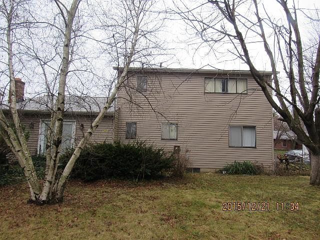 2nd image of 3520 Countryview Dr