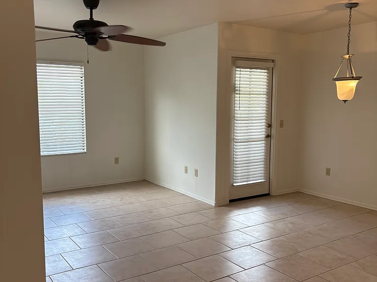 5751 N Kolb Rd #16101 — Photo 8