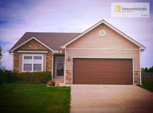 4733 SW Davis Dr, Raymore, MO 64083