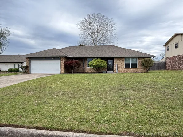 201 Foltz Ln, Muskogee, OK 74403