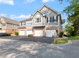 2204 Grove Ct, Naperville, IL 60563