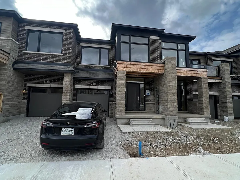 1470 Rose Way