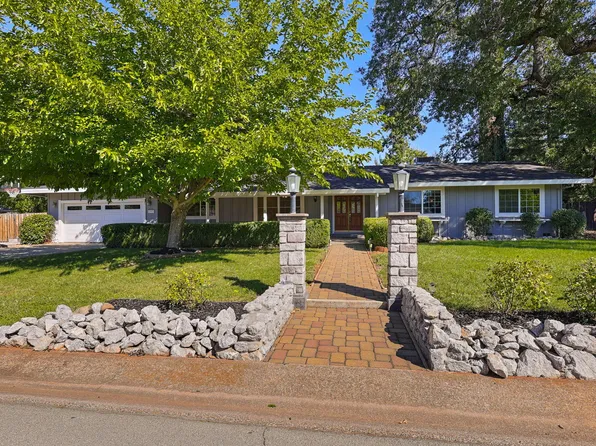 6953 Tucker Ln, Redding, CA 96002