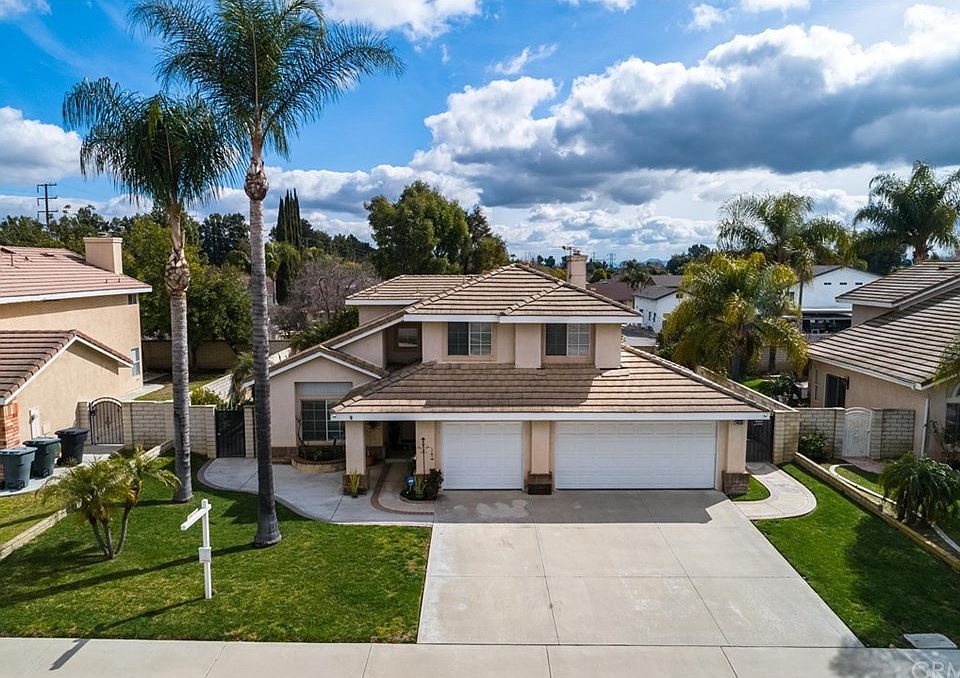1st image of 14535 Reservoir Pl