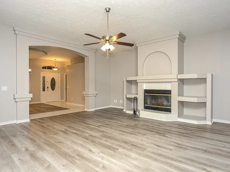 2304 Golf Manor Blvd — Photo 4