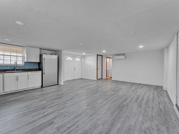 5th image of 21 U St