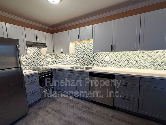2nd image of 285 S Herlong Ave APT E