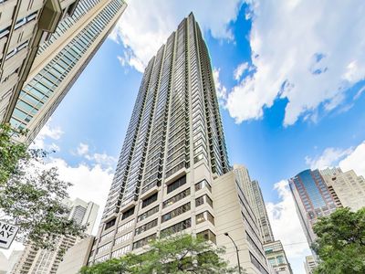 30 E Huron St APT 2602, Chicago, IL, 60611