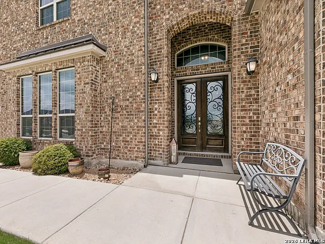 268 Englewood Ln — Photo 3