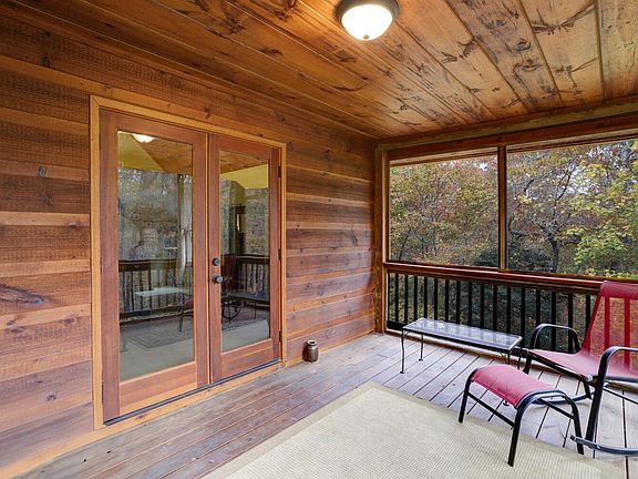 29th image of 58 Morley Dr