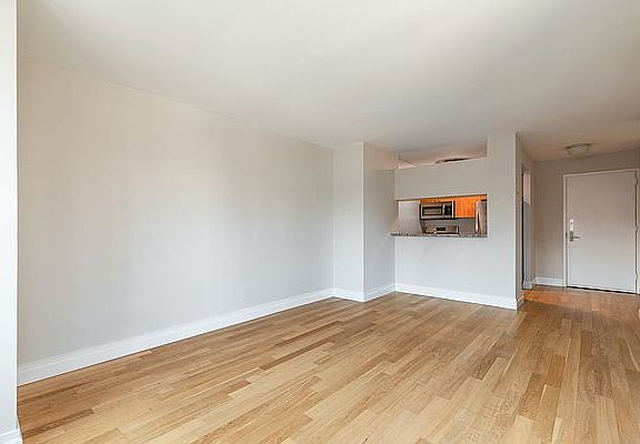 5th image of 776 6th Ave APT 11M