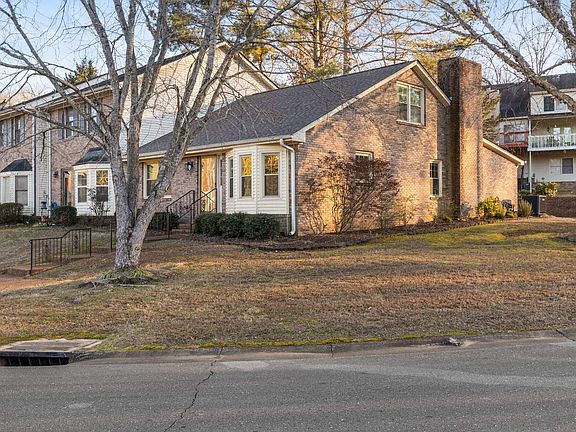 2nd image of 240 Hillsboro Cir