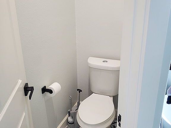 4th image of 6618 Avenue O