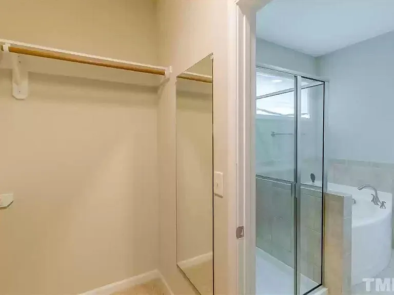 1213 Oatney Ridge Ln — Photo 19