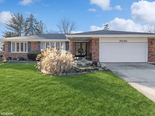 7030 Plymouth Rd, Downers Grove, IL 60516