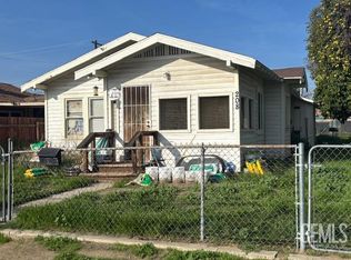 208 Moneta Ave, Bakersfield, CA