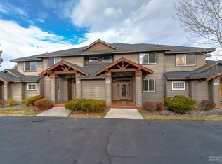 806 Golden Pheasant Dr, Redmond, OR 97756