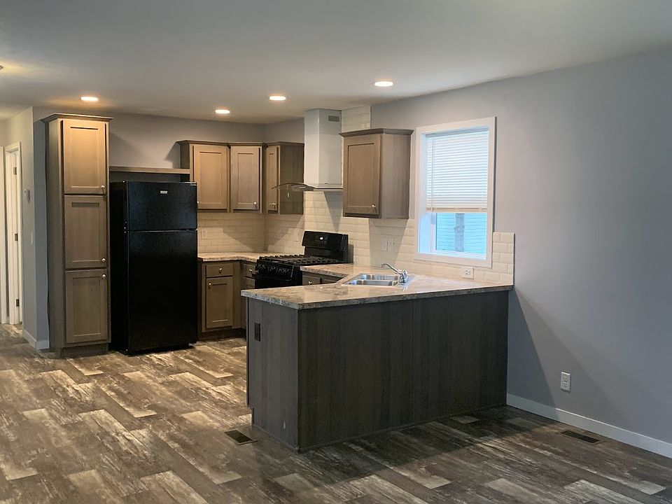 1st image of 47 Bluebird Hill Dr #366