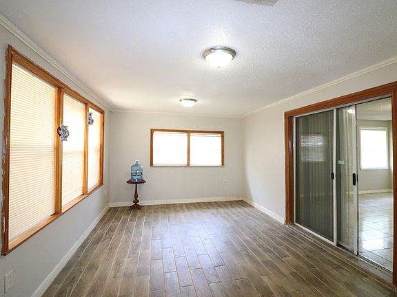 3rd image of 7340 Folkstone Dr