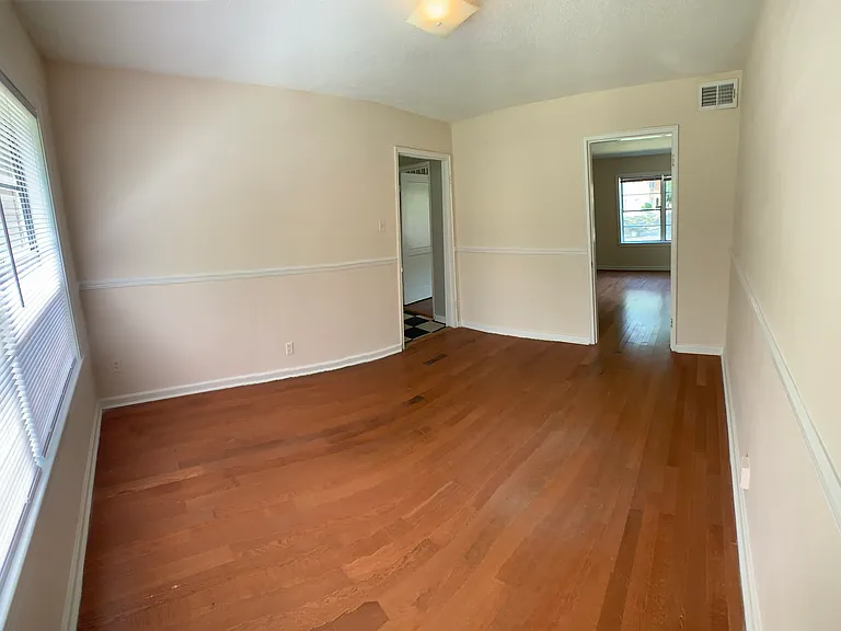 1684 Valley Ave — Photo 20