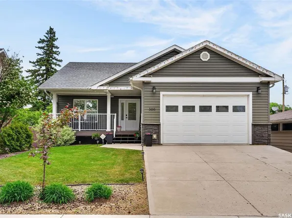 306 Burrows AVENUE E, Melfort, SK S0E 1A0
