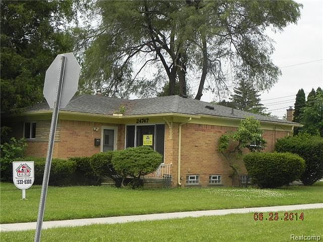 1st image of 24747 Pierce Ave