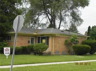 24747 Pierce Ave, Southfield, MI 48075