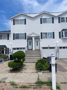 499 Medina St, Staten Island, NY, 10306