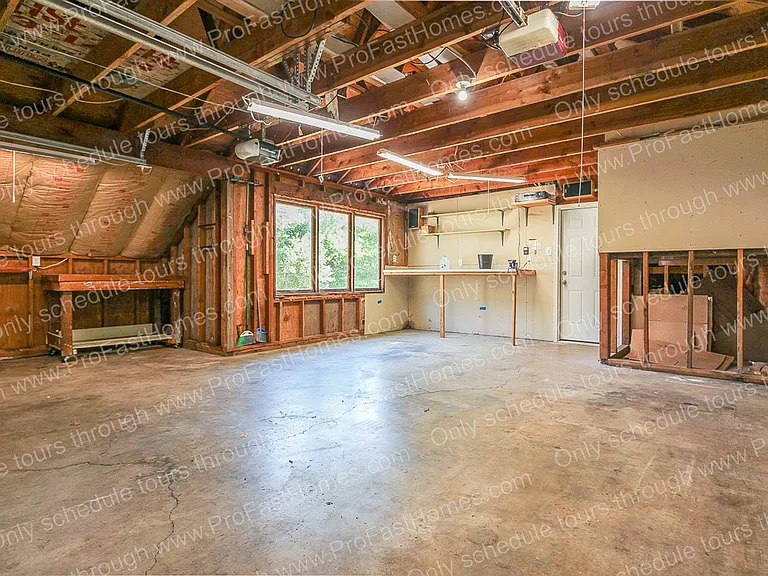 7840 SW West Slope Dr — Photo 40