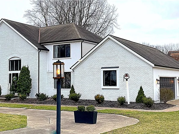 2894 Cranbrooke Dr, Stow, OH 44224