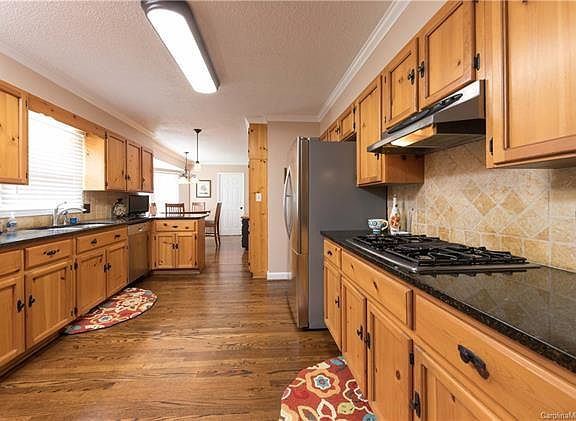 5th image of 2644 Meredith Ct