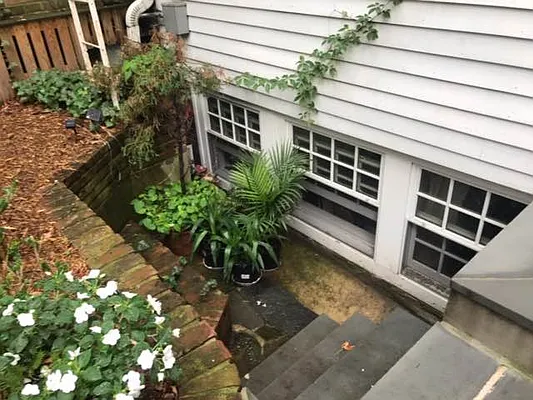 Rented by Double R Ventures LLC | media 44