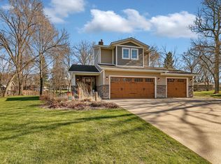 9597 Michelle Dr, Saint Joseph, MN 56374
