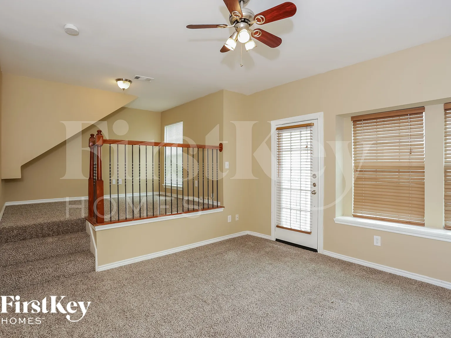 3 bed, 2.5 bath, 1756 sqft, $2,510 — Photo 3