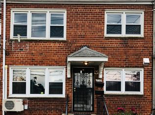 2142 Clintonville St FLOOR 2, Whitestone, NY 11357