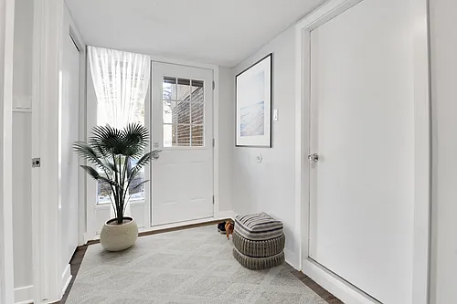 10 Deerfield Dr Photo 1