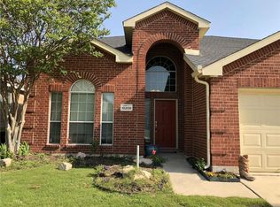 10208 High Eagle Trl, Fort Worth, TX 76108