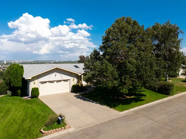 2729 Greenbriar Dr, Great Falls, MT 59404