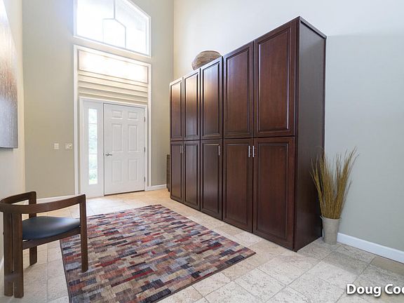 5th image of 1638 W Harbour Towne Cir
