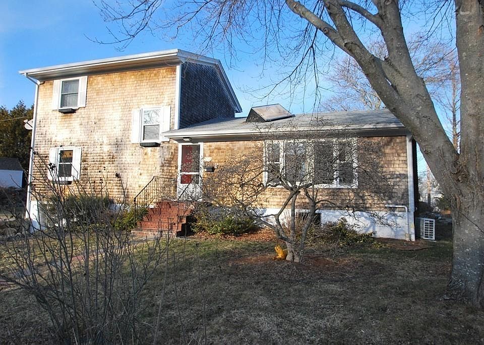 1st image of 15 Calebs Ln