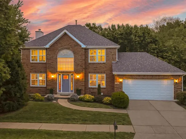 1548 Clayton Woods Ct, Ballwin, MO 63011